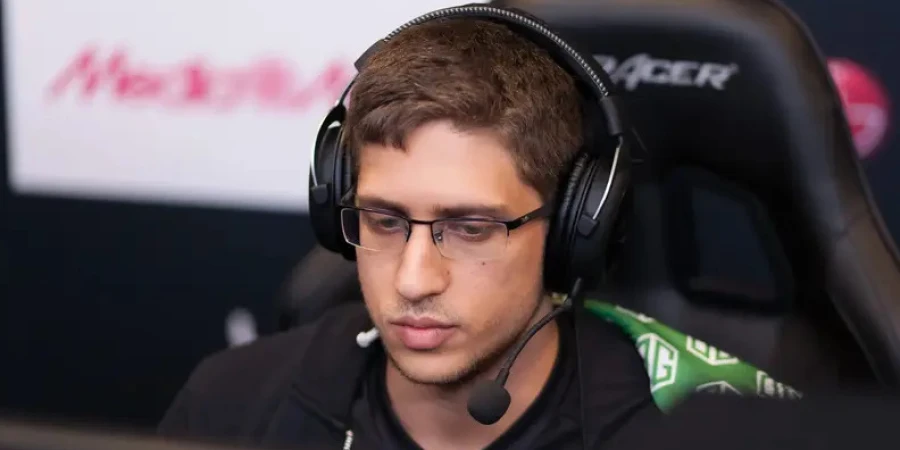 «Arteezy не следует возвращаться в Северную Америку, если он вообще хочет играть профессионально» — Fly